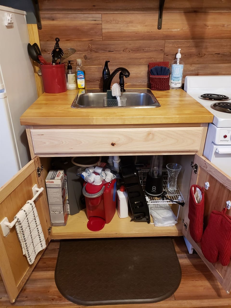Acorn Cottage - Keurig / Misc Supplies