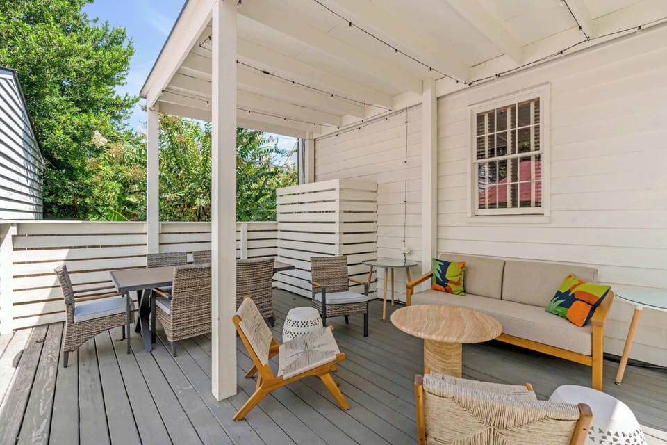 Shared outdoor patio area with downstairs unit. 