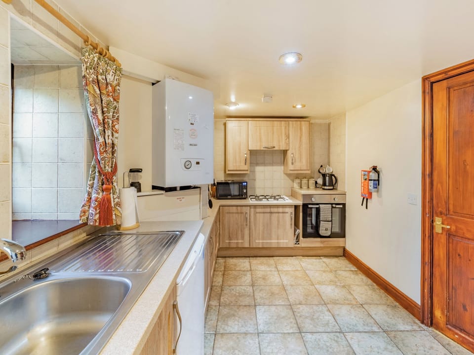 Kitchen | The Barn - Hardhorn Breaks, Poulton Le Fylde