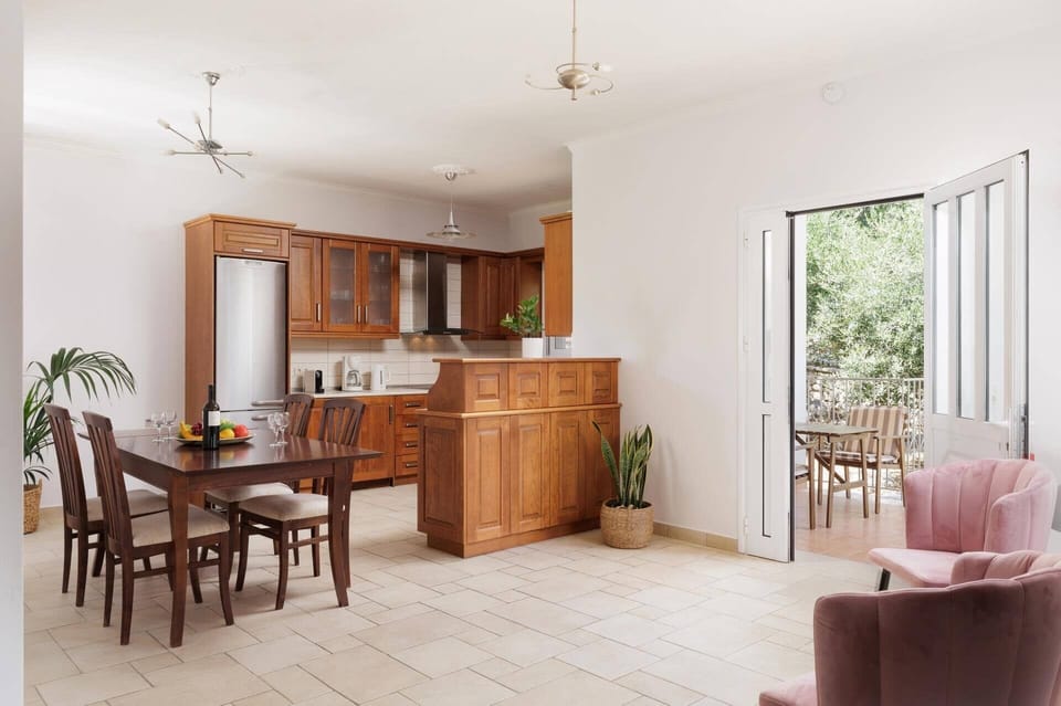 Villa Perla image