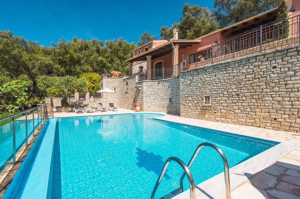 Villa Adonis image