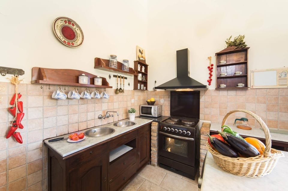 Villa Adonis image