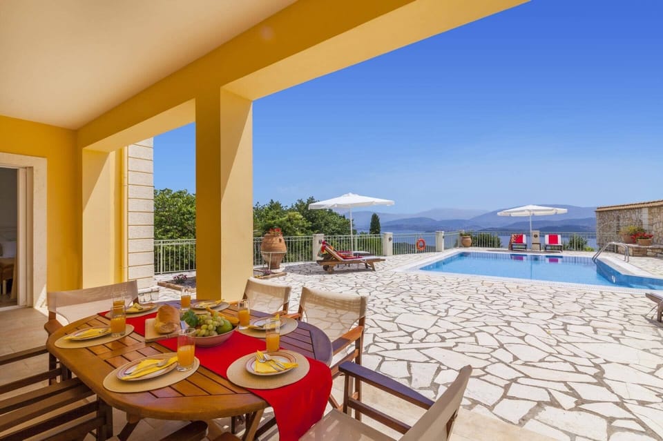 Villa Carollina image
