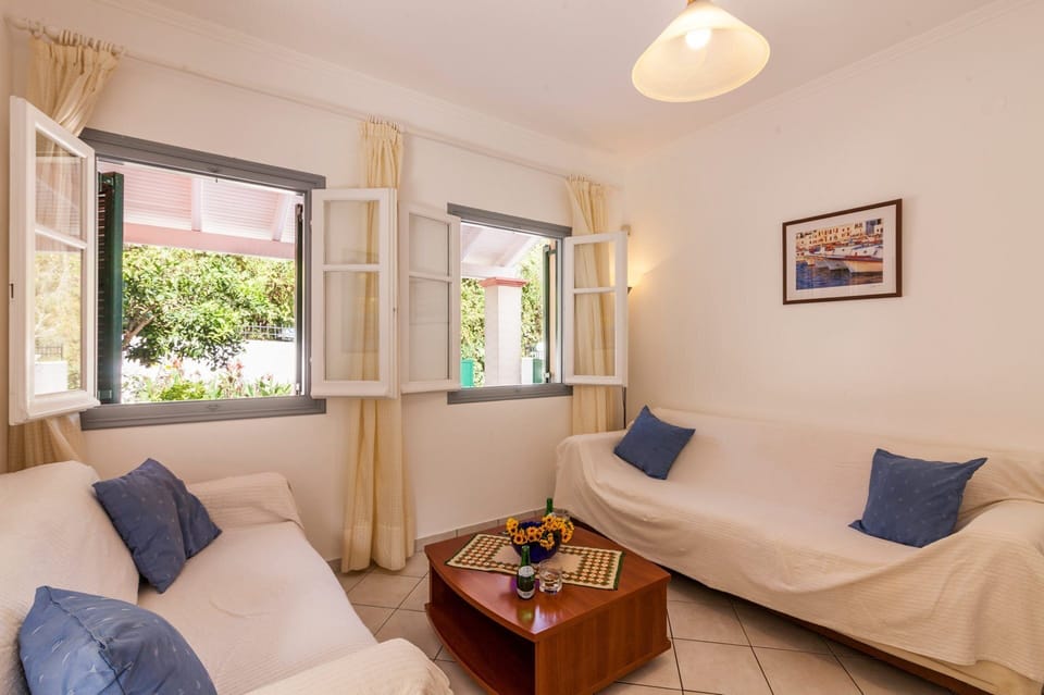 Villa Foula image