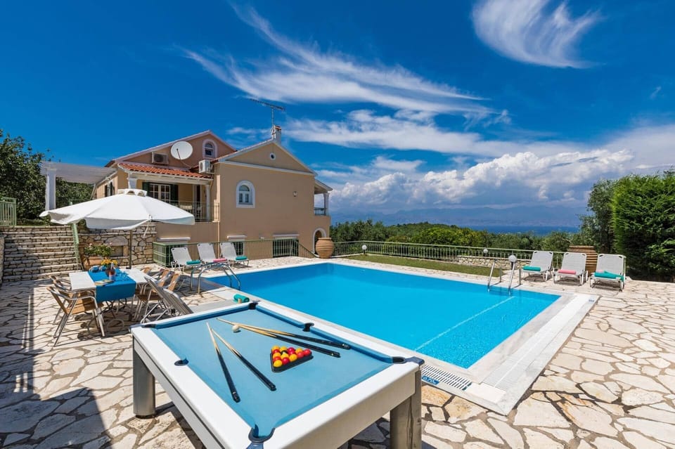 Villa Ftelias image