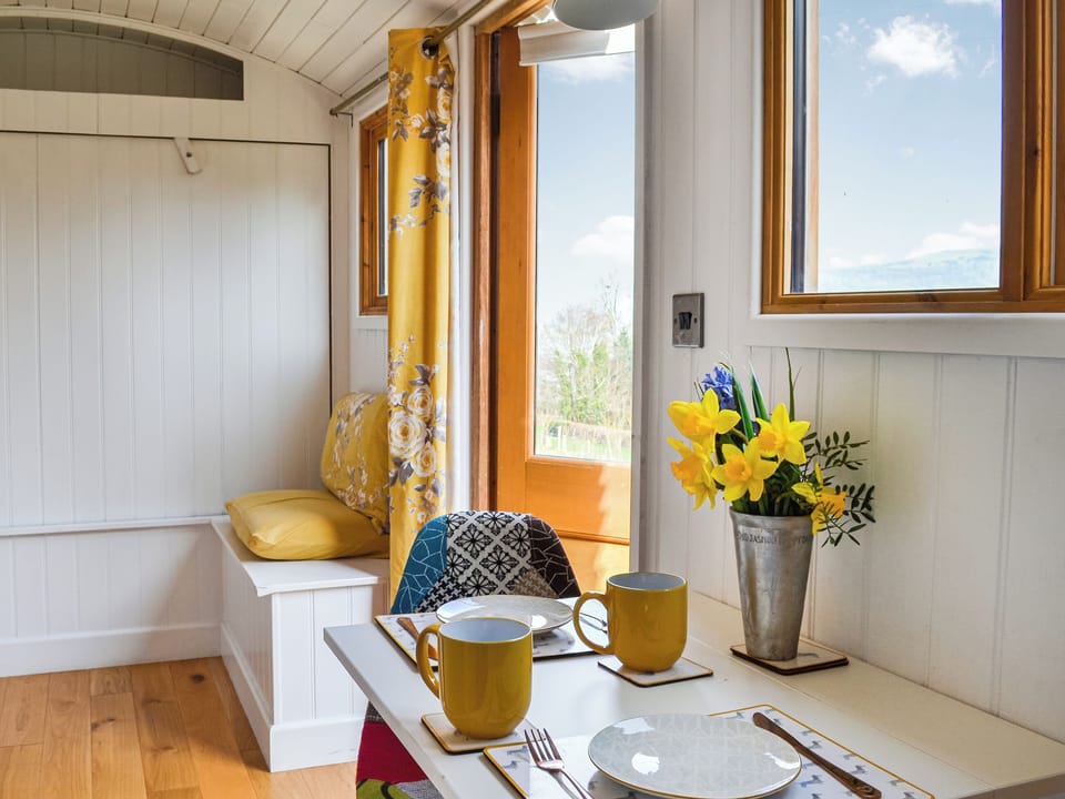 Open plan living space | Ty Olwyn Bach - Coity Bach, Talybont-On-Usk