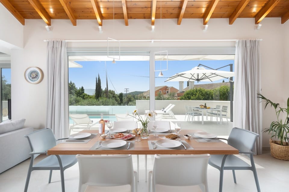 Villa Perlaki image