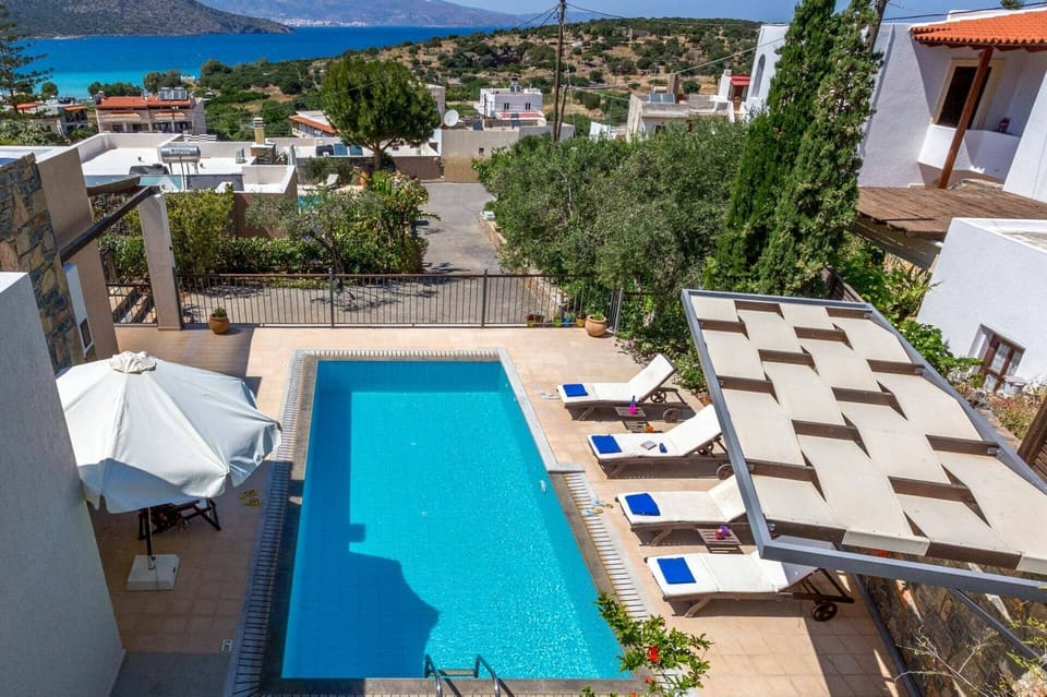 Villa Akali image