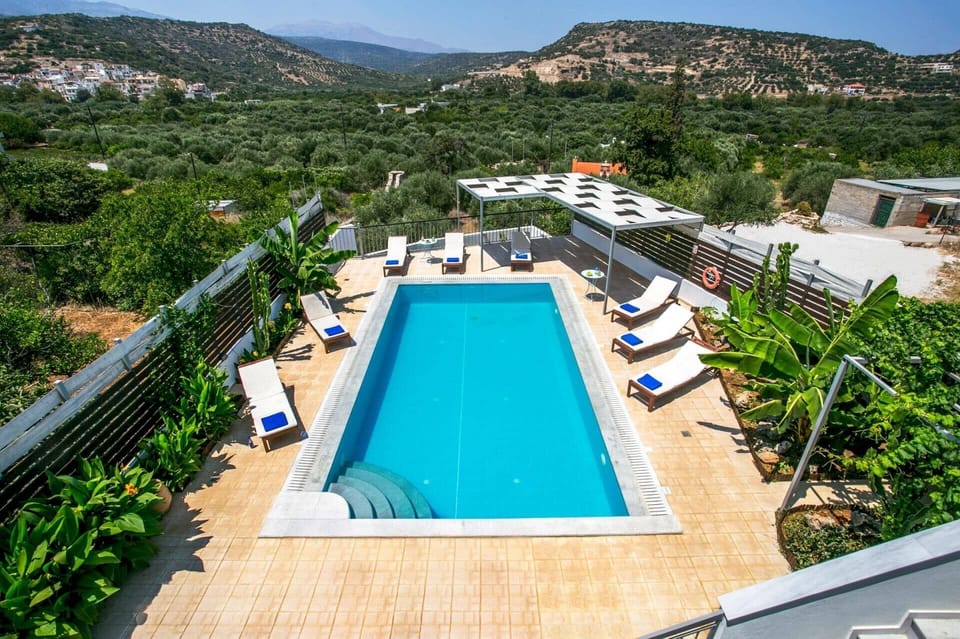 Villa Alexis House image