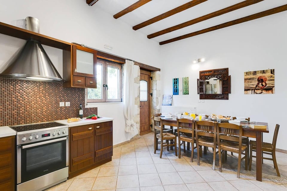 Villa Avra image