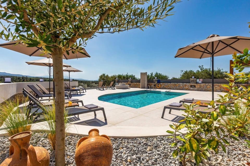 Villa Erato image