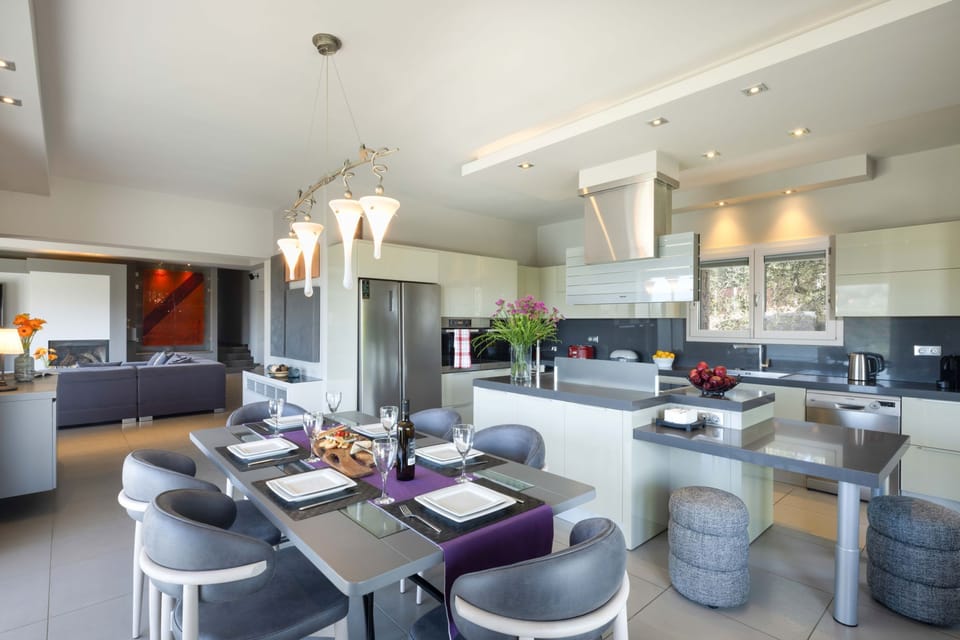 Luxury Villa, Ensuite, Valley View (Luxury Villa Helanes) | Dining room