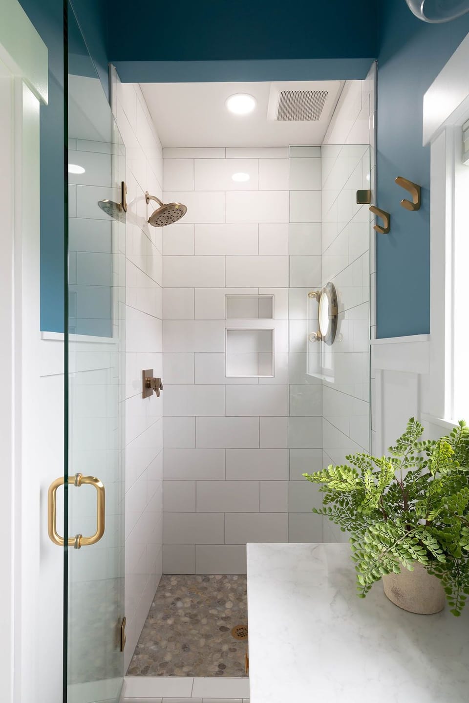 Shower.