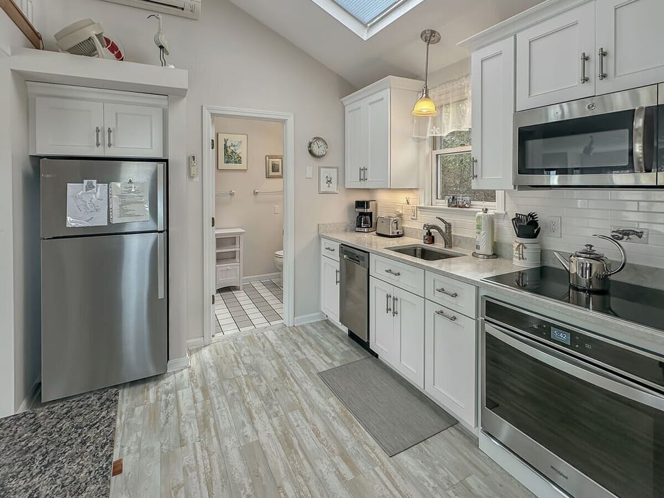 Kitchen Amenities