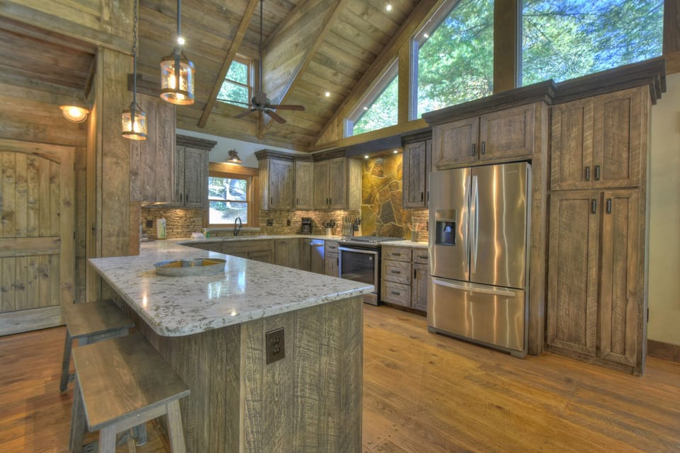 Creekside Bend- Kitchen