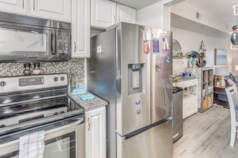 Kitchen | Dishwasher | 1st Floor