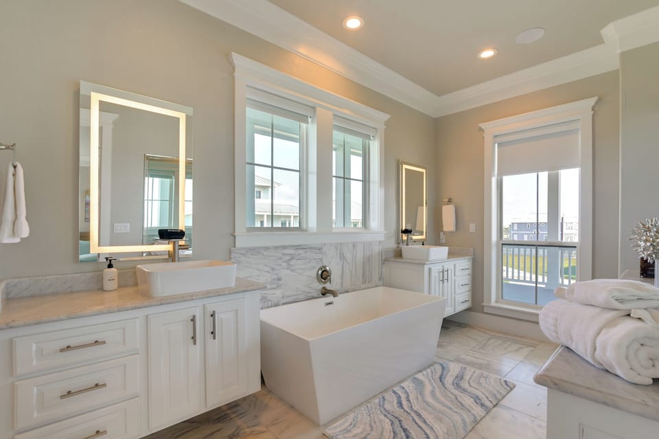 En-Suite Bathroom