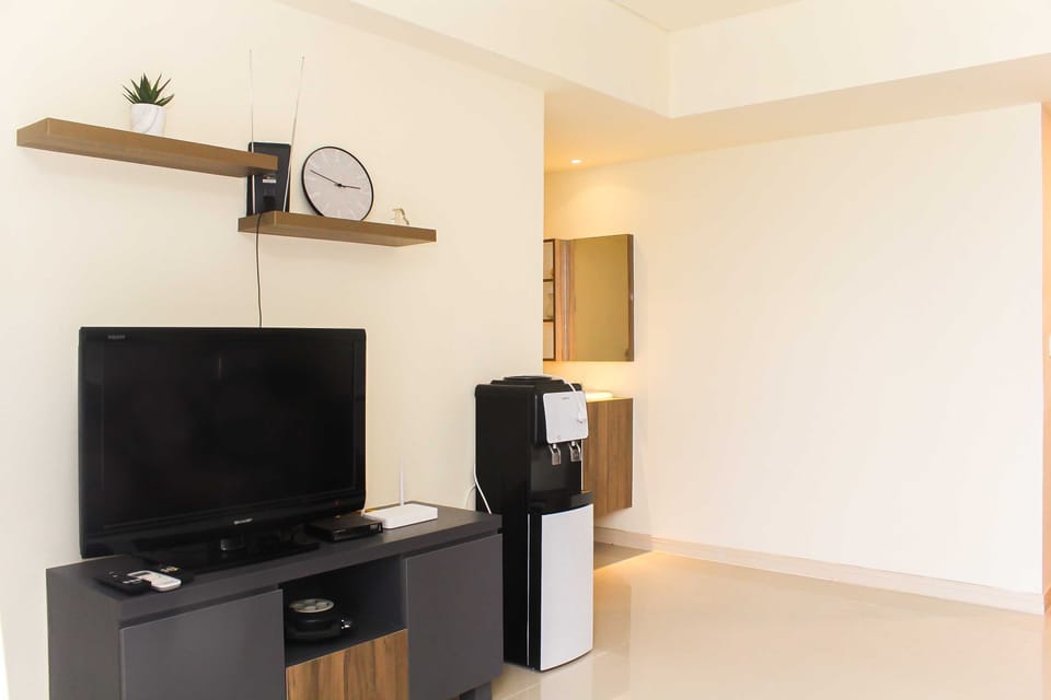 Room | Living area | TV