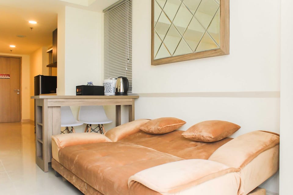 Room | Living area | TV