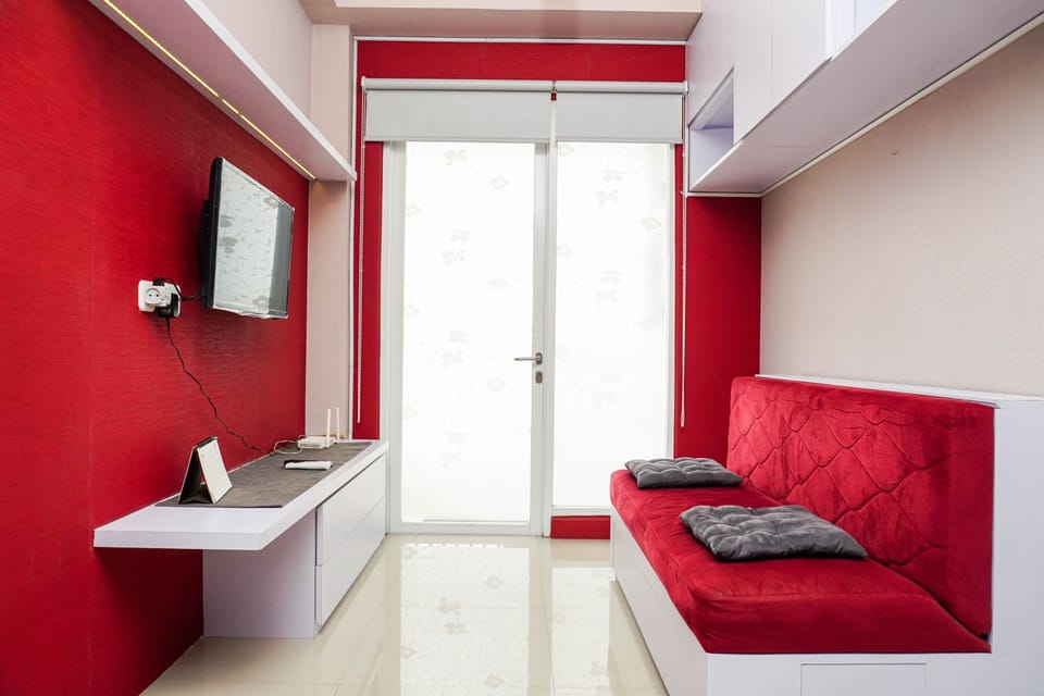 Room | Living area | TV
