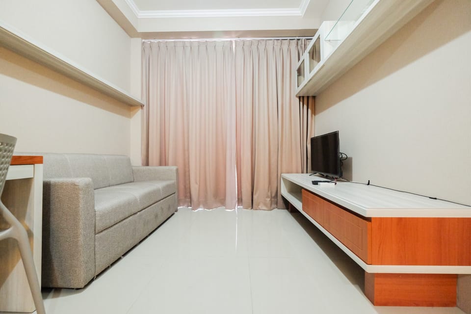 Room | Living area | TV