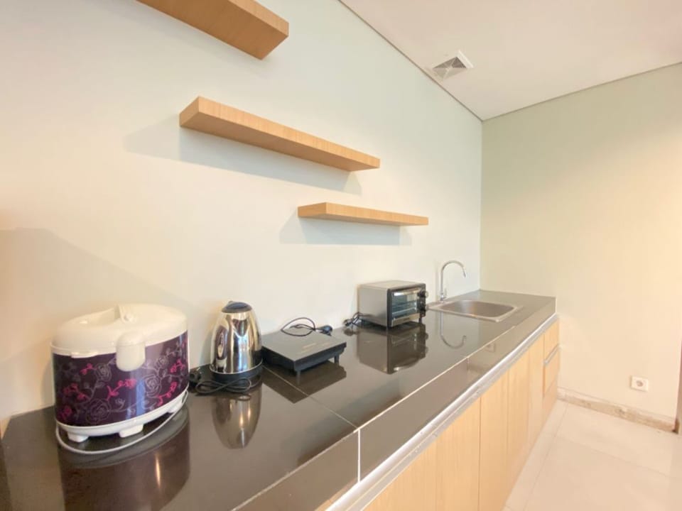 Fridge, stovetop, cookware/dishes/utensils