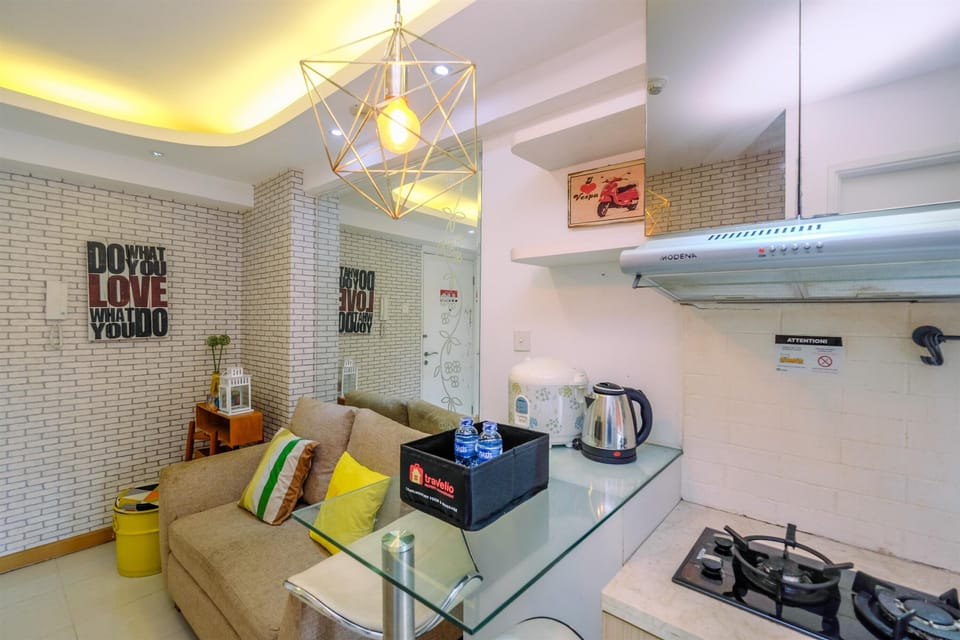 Room | Living area | TV