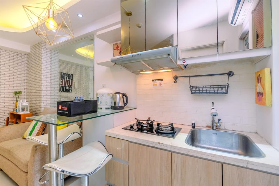Fridge, stovetop, cookware/dishes/utensils
