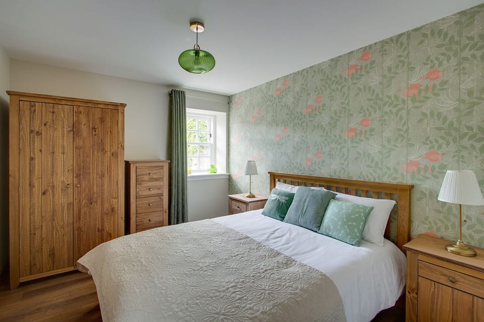 Bedroom "fish"