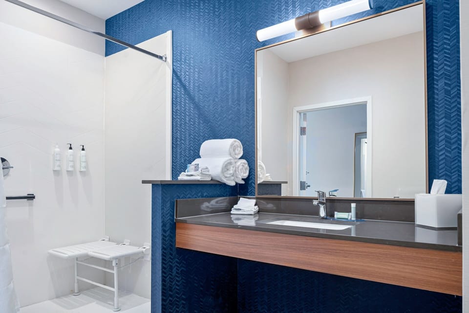 Hair dryer, towels