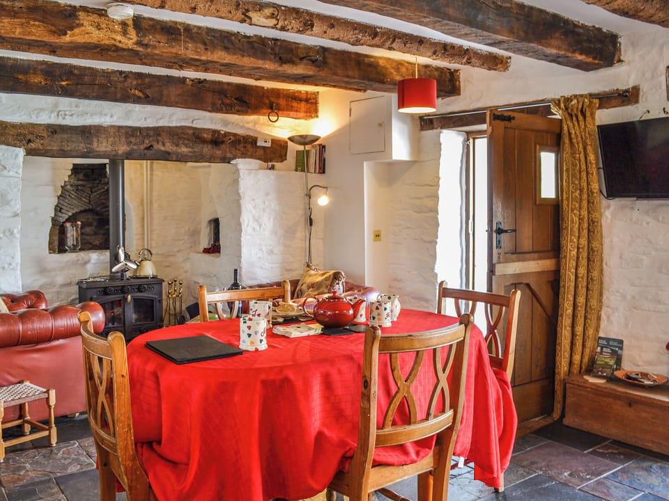 Outdoor area | Ty Fferm Hen - Coity Bach, Talybont-On-Usk