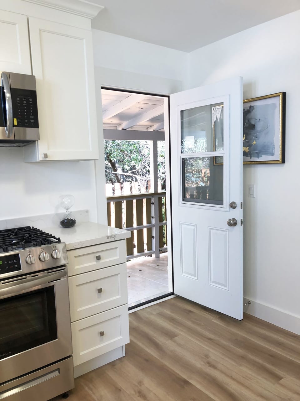 Door from Kitchen to Back Deck