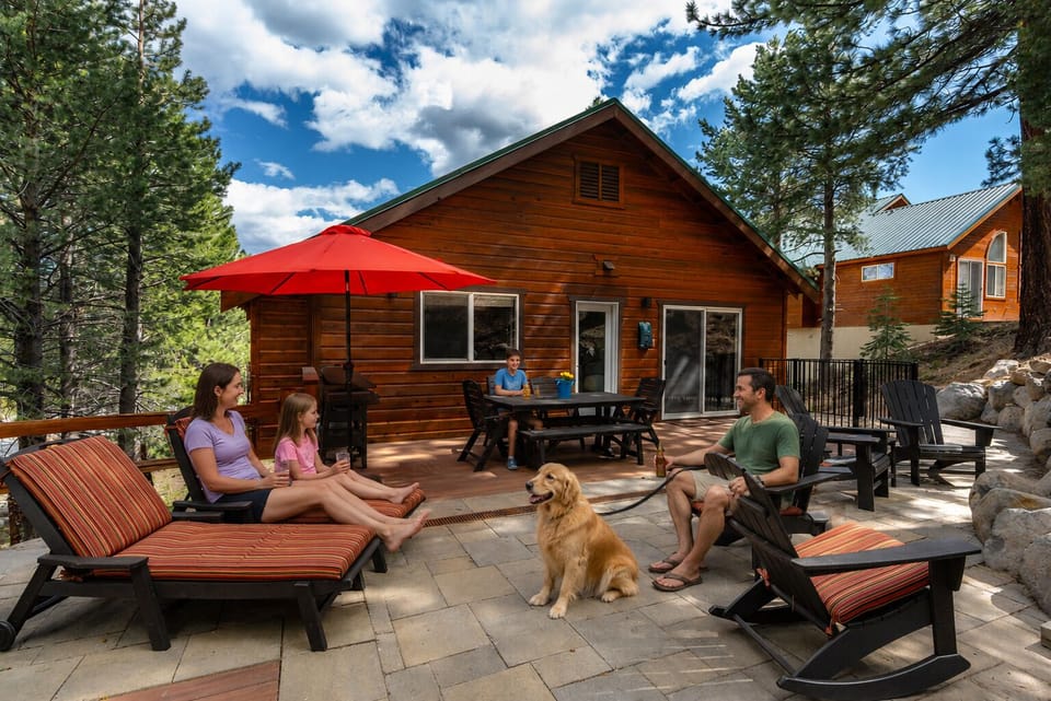 Summer days are best enjoyed outside—relax around the hot tub, breathe in the pines, and enjoy beautiful alpine views.