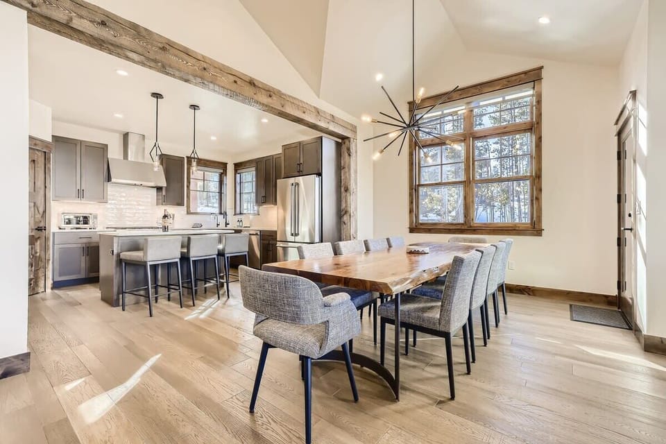 Perfect flow from the kitchen to the great room