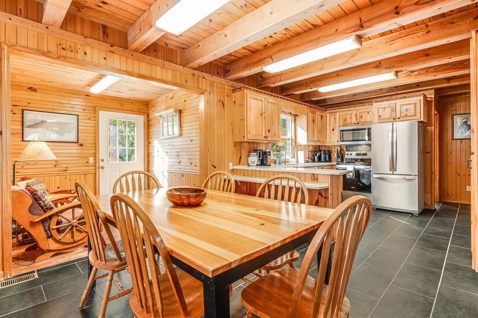 Kitchen table