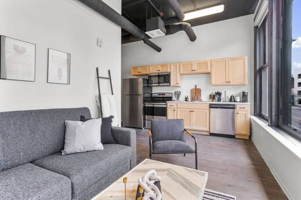 Only 3 minutes to Spokane Convention Center—perfect for events or business trips.