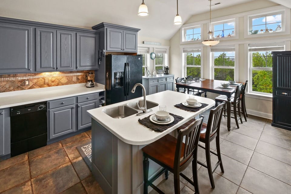 Whip up your family’s favorite meals in the well-appointed kitchen with two dishwashers for quick and easy clean-up.