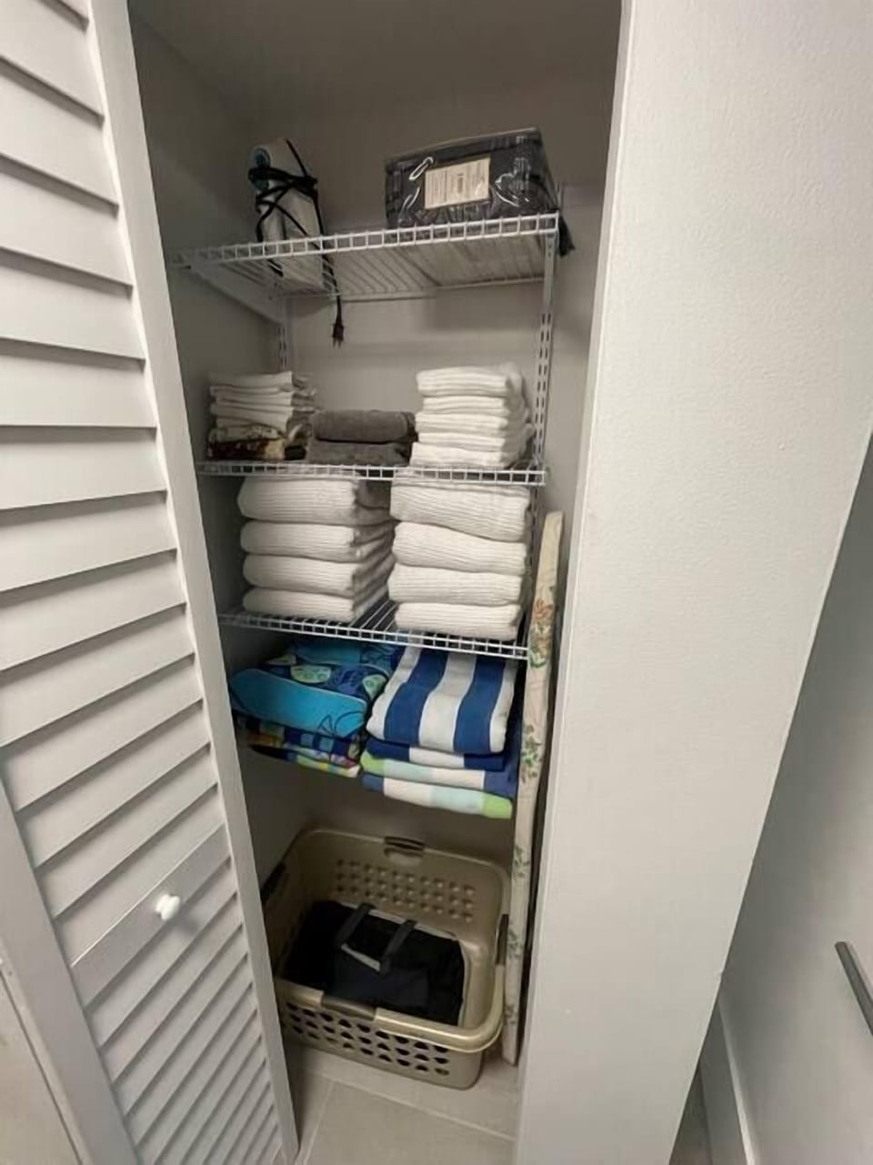 Plenty of fresh towels for bath and beach