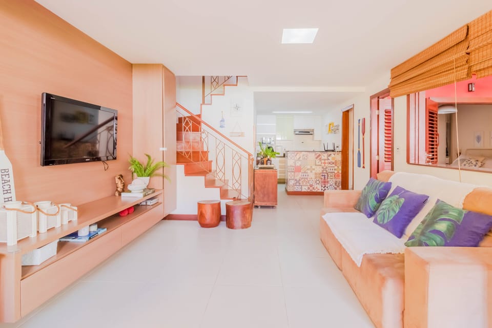 Apartment | Living area | 32-inch TV with digital channels