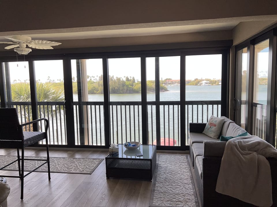 Beautiful view of the water through the lanai 