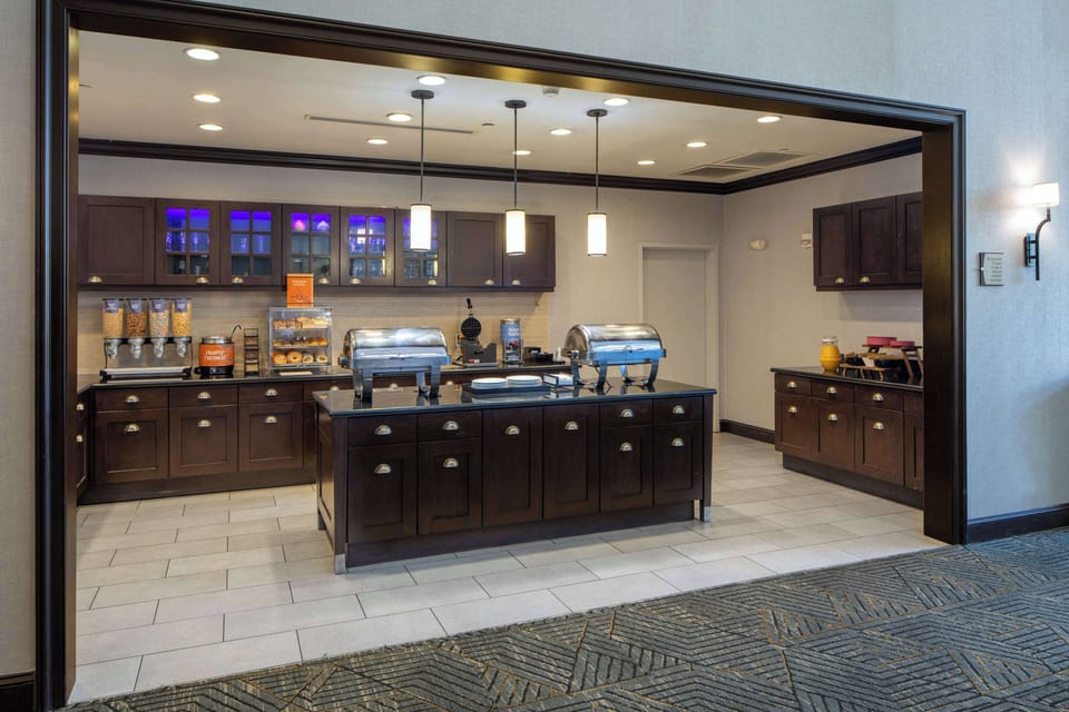 Free daily buffet breakfast