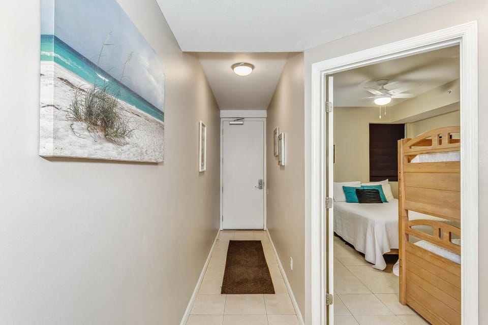BC-304A - Entryway