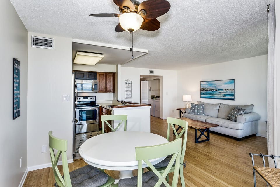 900 Fort Pickens Rd 932-large-011-007-900 Fort Pickens Rd Unit 9328-1500x1000-72dpi