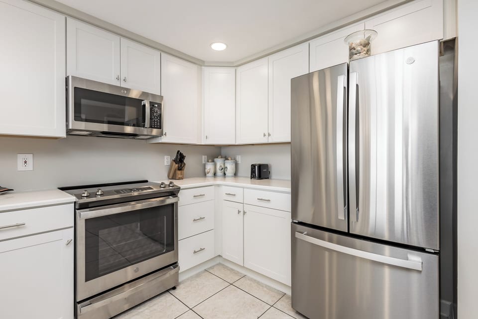 Emerald Isle 102 - Kitchen