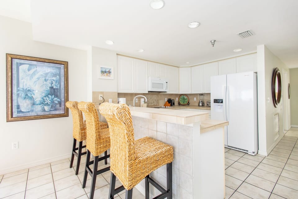 Emerald Isle 1208 - Kitchen