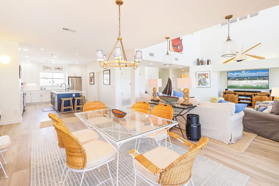 Trident House - Dining Room 3