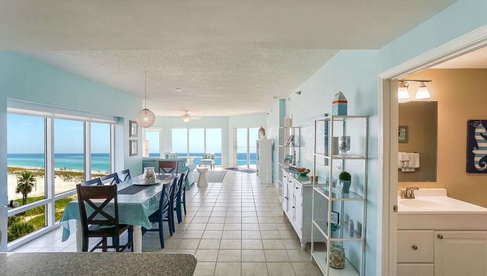 Emerald Isle 301 - Overview