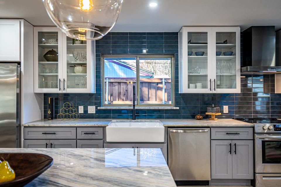 Fully Stocked Kitchen