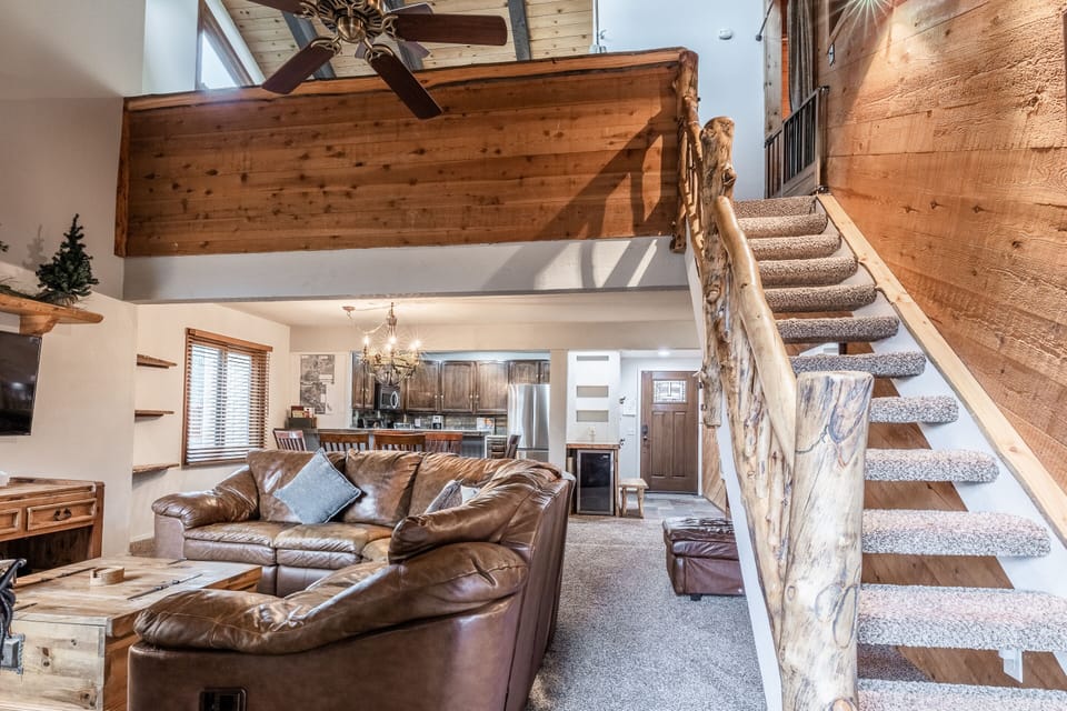 Living Room / Flat Screen TV / Wood Burning Fireplace