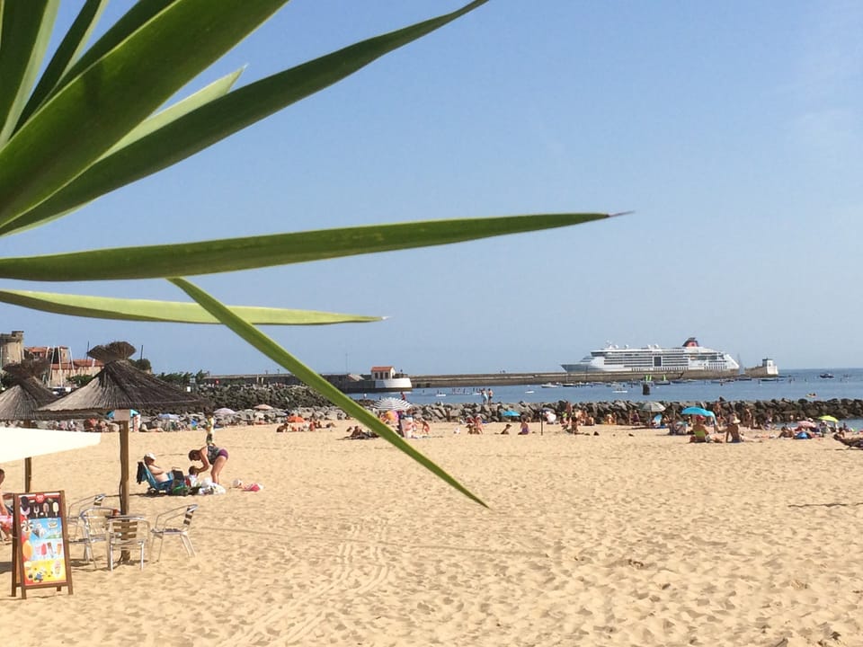 You’ll enjoy a relaxing vacation at this prime destination!